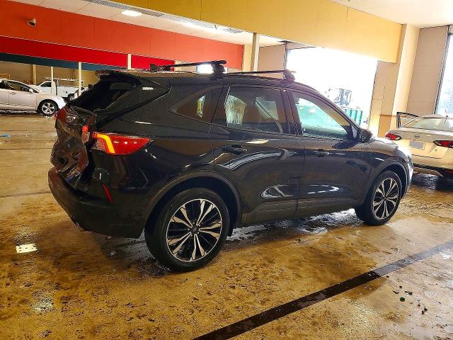79825245 :رقم المزاد ، 1FMCU9BZ3MUA35983 vin ، 2021 Ford Escape مزاد بيع