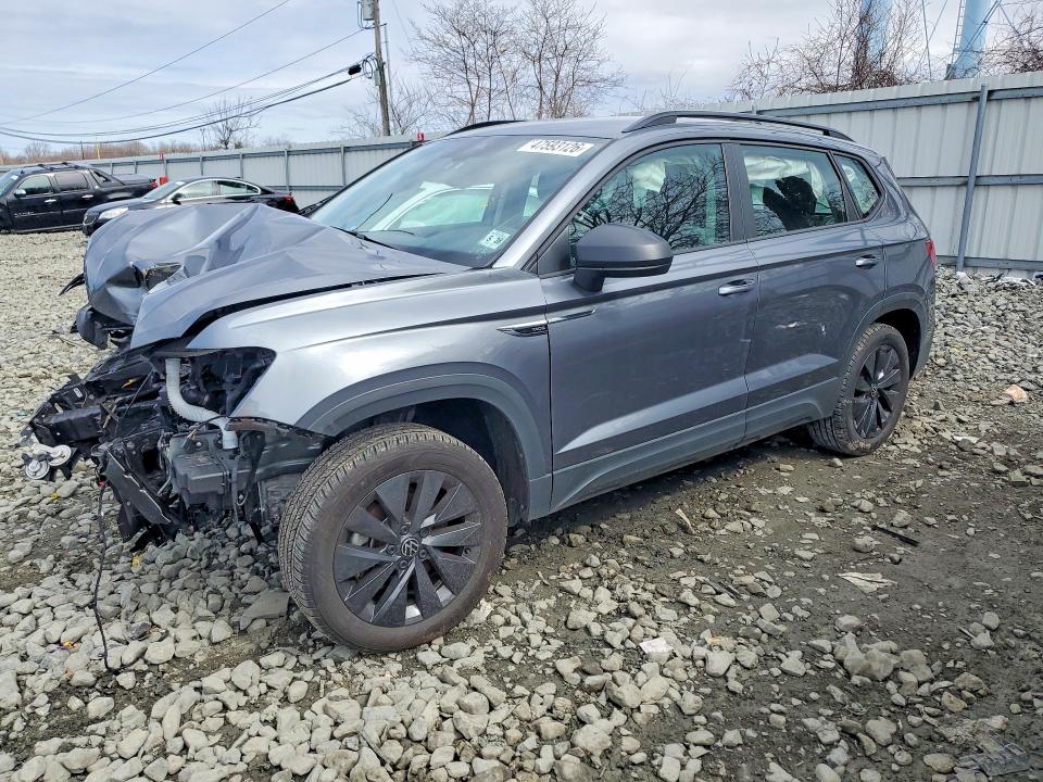 47593126 :رقم المزاد ، 3VV5X7B27RM055243 vin ، 2024 Volkswagen Taos مزاد بيع