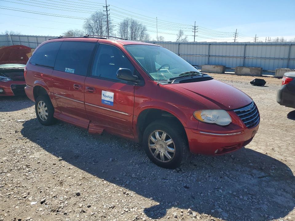 46041186 :رقم المزاد ، 2A4GP54L56R635624 vin ، 2006 Chrysler Town & Country مزاد بيع