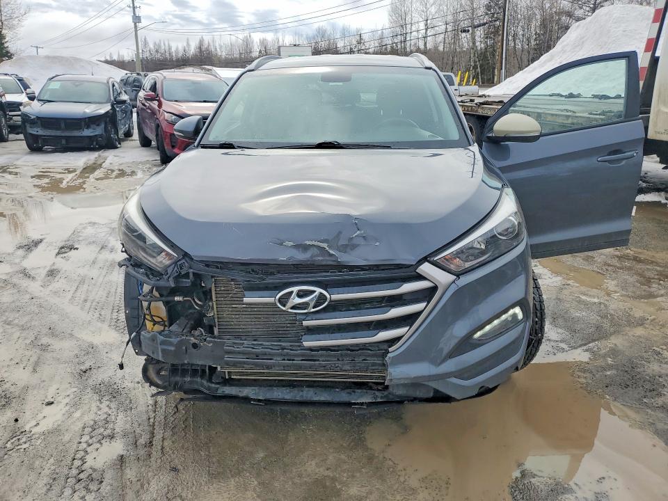 47895216 :رقم المزاد ، KM8J3CA45HU525828 vin ، 2017 Hyundai Tucson مزاد بيع