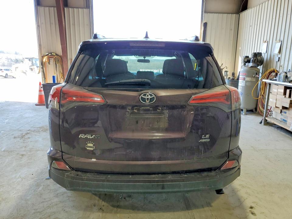 46972106 :رقم المزاد ، 2T3BFREV5GW495642 vin ، 2016 Toyota Rav4 مزاد بيع