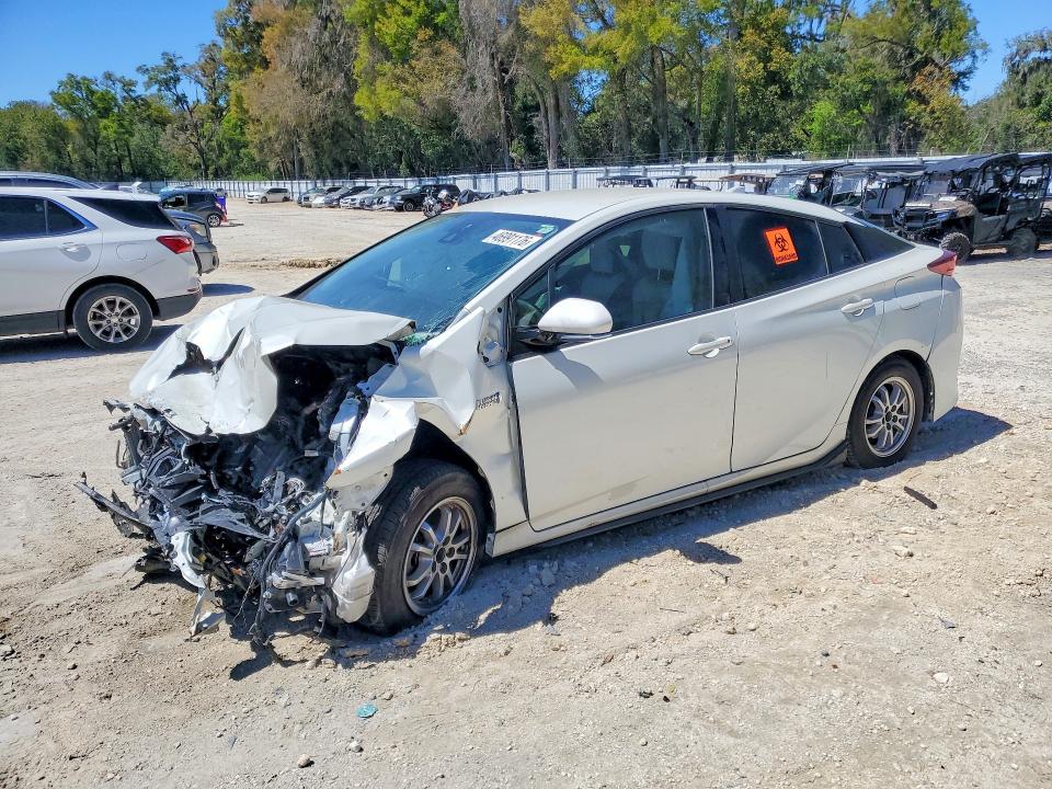 46991176 :رقم المزاد ، JTDKARFP3H3000406 vin ، 2017 Toyota Prius Prime مزاد بيع