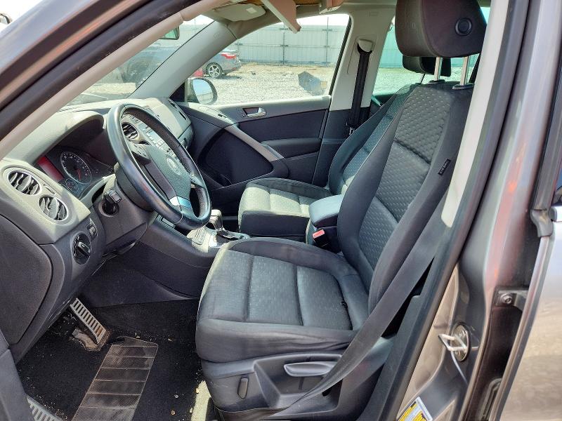 47627646 :رقم المزاد ، WVGBV75NX9W520977 vin ، 2009 Volkswagen Tiguan مزاد بيع