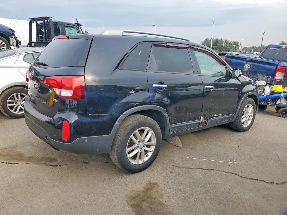 Продажа на аукционе авто 2015 Kia Sorento, vin: 5XYKTDA67FG616470, номер лота: 47056936
