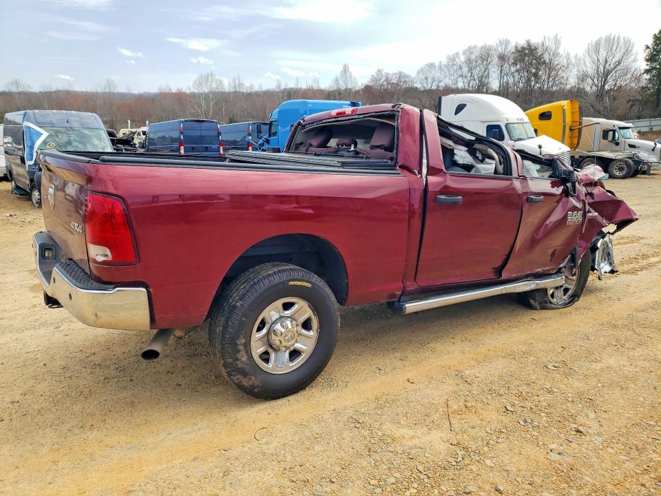 41868726 :رقم المزاد ، 3C63R3CJ1JG335202 vin ، 2018 Ram 3500 مزاد بيع