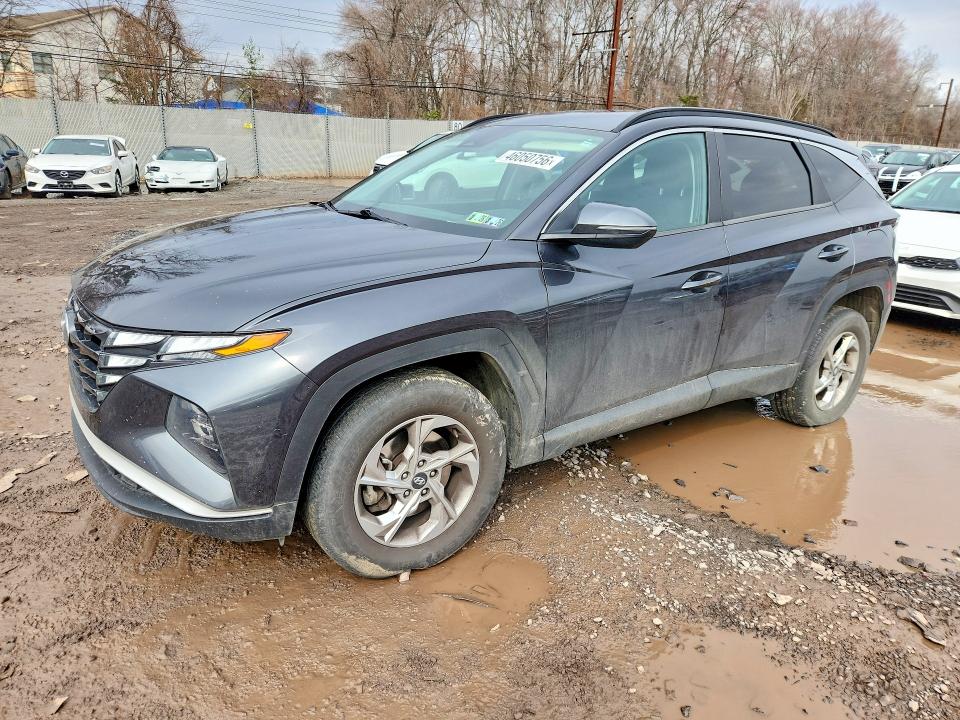 46050756 :رقم المزاد ، 5NMJBCAE1NH083472 vin ، 2022 Hyundai Tucson مزاد بيع