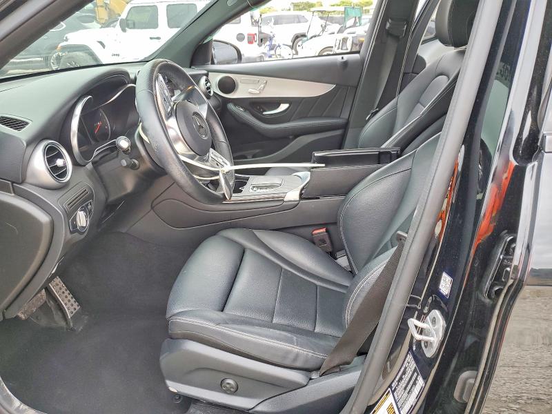 46422366 :رقم المزاد ، W1N0G8DBXNV372003 vin ، 2022 Mercedes-benz Glc مزاد بيع