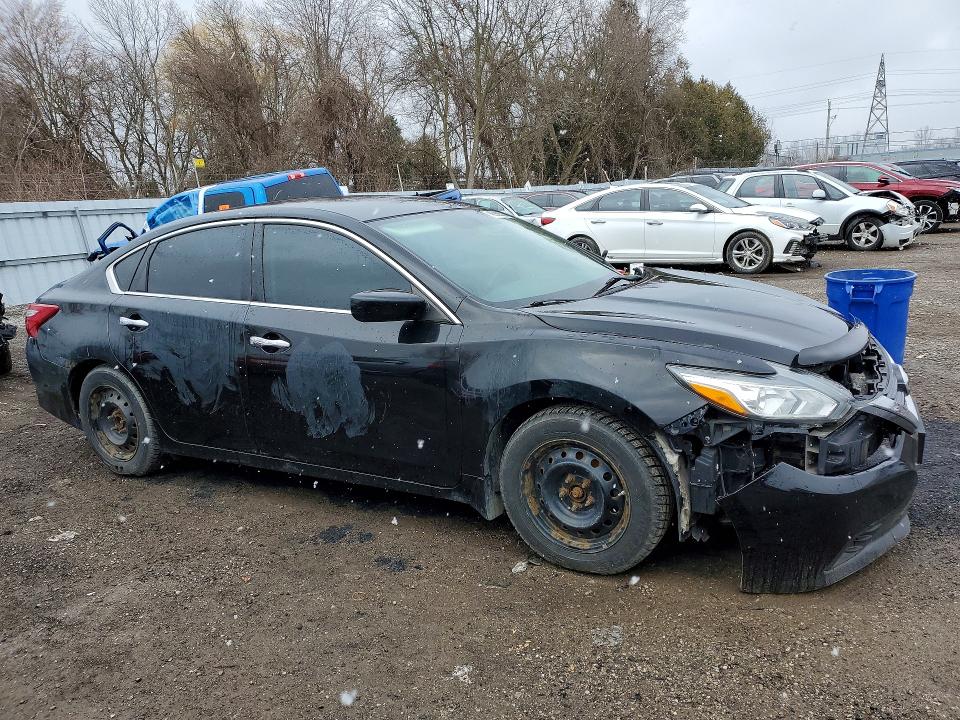 Продажа на аукционе авто 2017 Nissan Altima, vin: 1N4AL3AP3HN305540, номер лота: 46999586