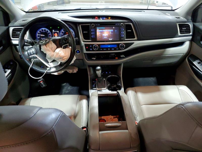 46449026 :رقم المزاد ، 5TDJZRFH2JS812300 vin ، 2018 Toyota Highlander مزاد بيع