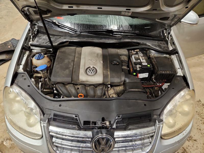 79331595 :رقم المزاد ، 3VWJZ71KX9M084077 vin ، 2009 Volkswagen Jetta مزاد بيع
