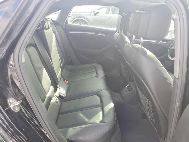 Продажа на аукционе авто 2019 Audi A3, vin: WAUBEGFF1K1017771, номер лота: 45725296