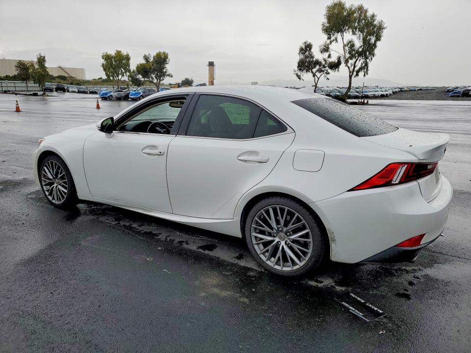 Продажа на аукционе авто 2015 Lexus Is 250, vin: JTHBF1D22F5079013, номер лота: 48349246