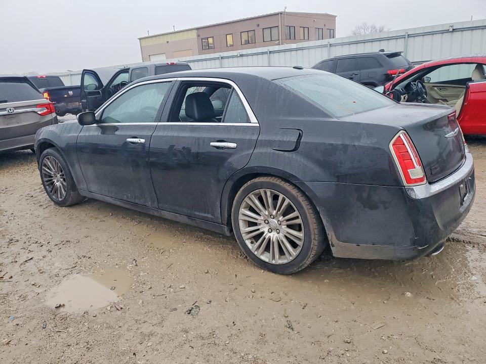 79622715 :رقم المزاد ، 2C3CA6CT0BH564737 vin ، 2011 Chrysler 300c مزاد بيع