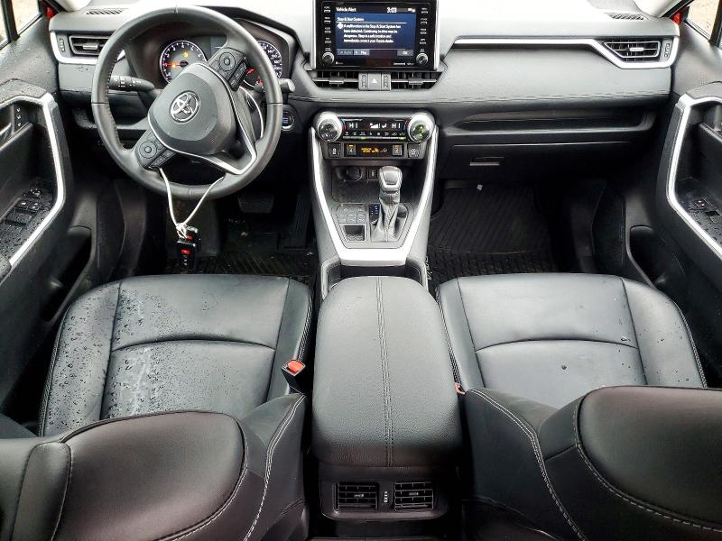 47024866 :رقم المزاد ، 2T3R1RFV0MW170257 vin ، 2021 Toyota Rav4 مزاد بيع