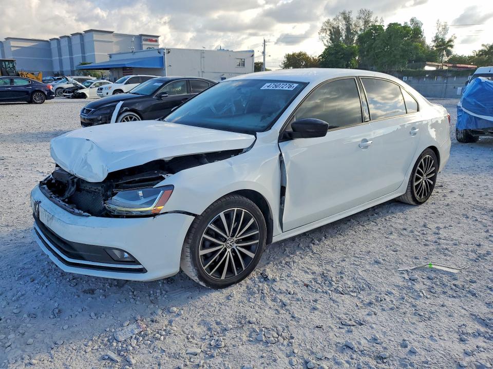 47507276 :رقم المزاد ، 3VWD17AJ7HM303135 vin ، 2017 Volkswagen Jetta مزاد بيع