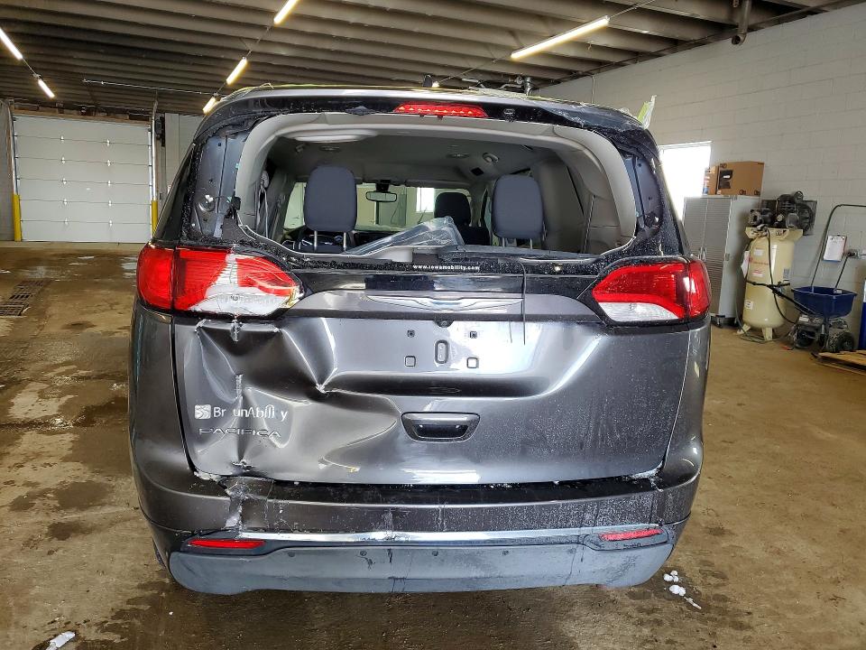 Продаж на аукціоні авто 2017 Chrysler Pacifica, vin: 2C4RC1BG3HR797120, номер лоту: 46312246