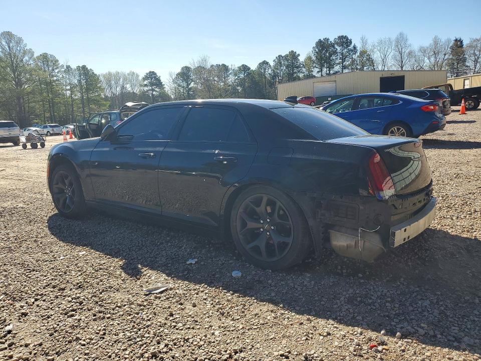 Продажа на аукционе авто 2020 Chrysler 300, vin: 2C3CCAAG2LH193939, номер лота: 45667316