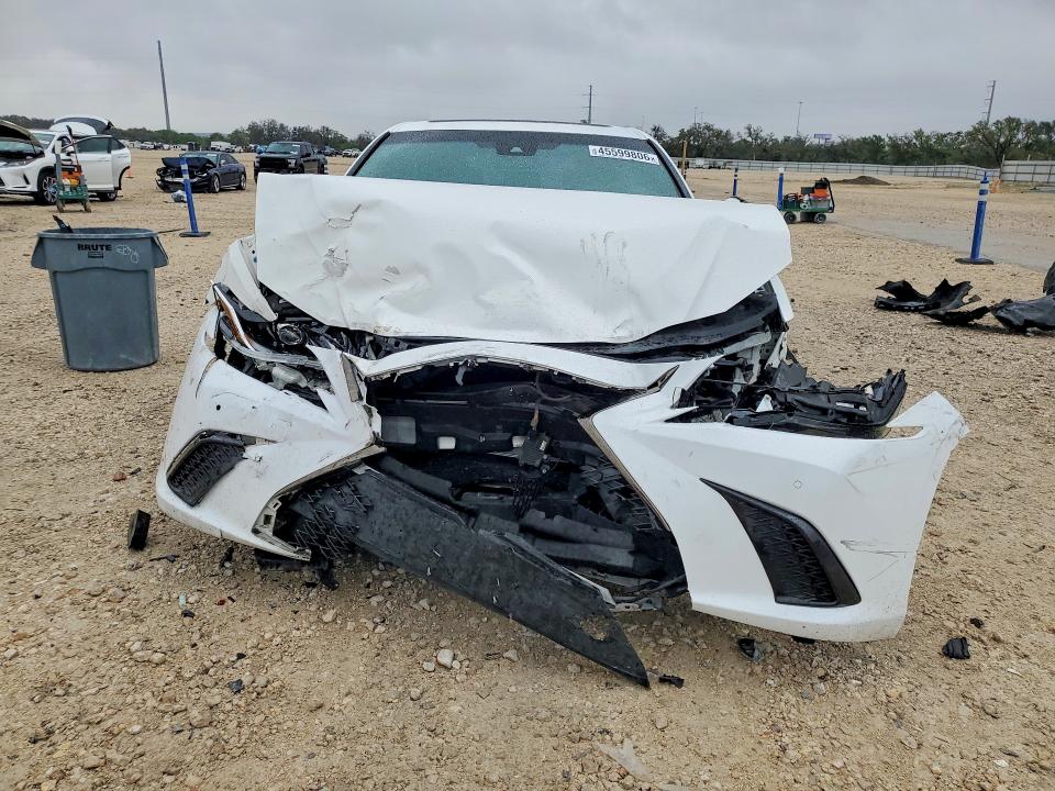 45599806 :رقم المزاد ، 58AGZ1B18LU068323 vin ، 2020 Lexus Es 350 مزاد بيع
