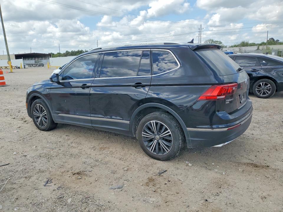 Продажа на аукционе авто 2018 Volkswagen Tiguan, vin: 3VV2B7AX4JM031288, номер лота: 46565296