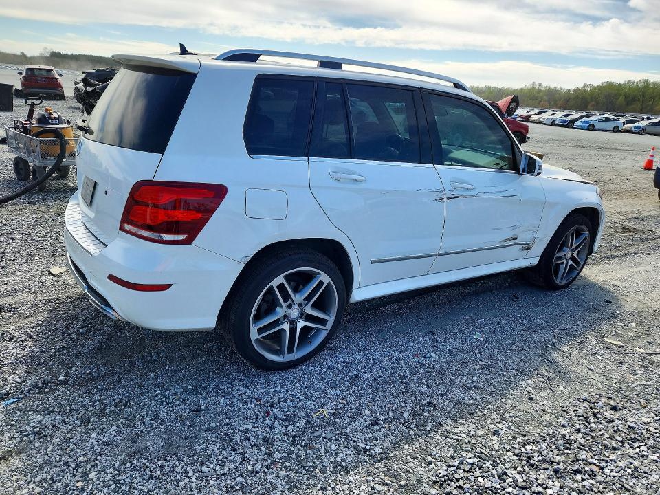 46178526 :رقم المزاد ، WDCGG5HB9FG374517 vin ، 2015 Mercedes-benz Glk مزاد بيع
