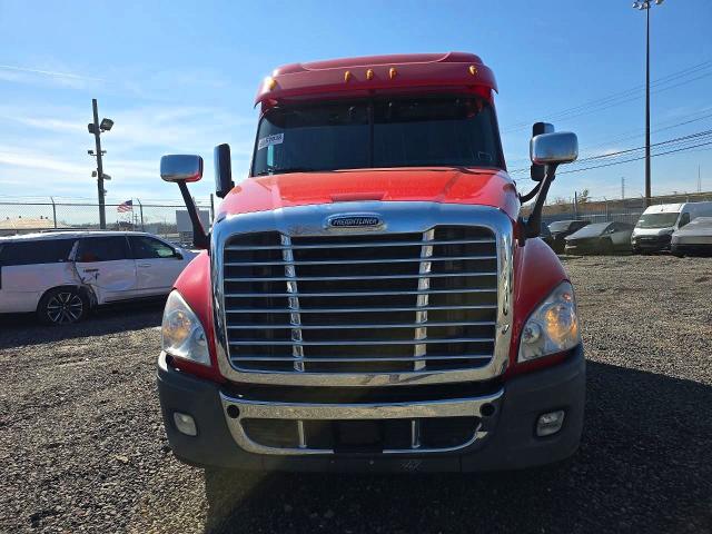 Продажа на аукционе авто 2018 Freigliner Cascadia 125, vin: 1FUJGLDV6JLJV0985, номер лота: 97557965