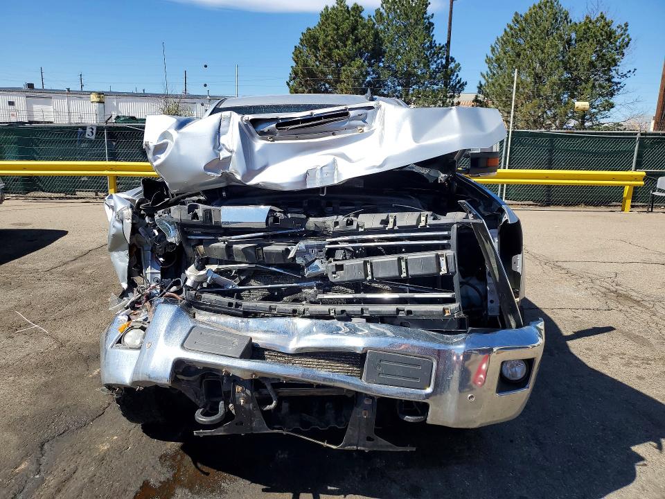Продаж на аукціоні авто 2018 Chevrolet Silverado, vin: 1GC1KWEY9JF230957, номер лоту: 46908076