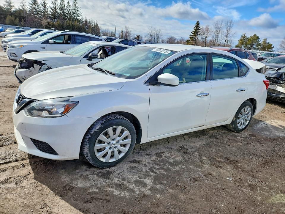 Продажа на аукционе авто 2017 Nissan Sentra, vin: 3N1AB7AP3HL672476, номер лота: 79903235