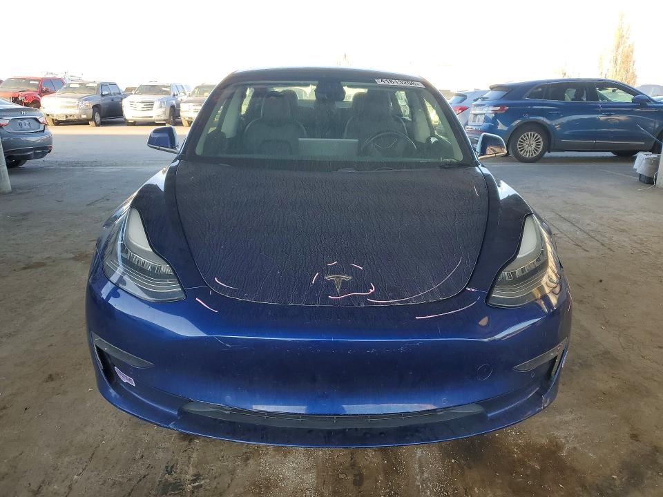 2018 Tesla Model 3 მანქანა იყიდება აუქციონზე, vin: 5YJ3E1EA0JF160808, აუქციონის ნომერი: 41813206