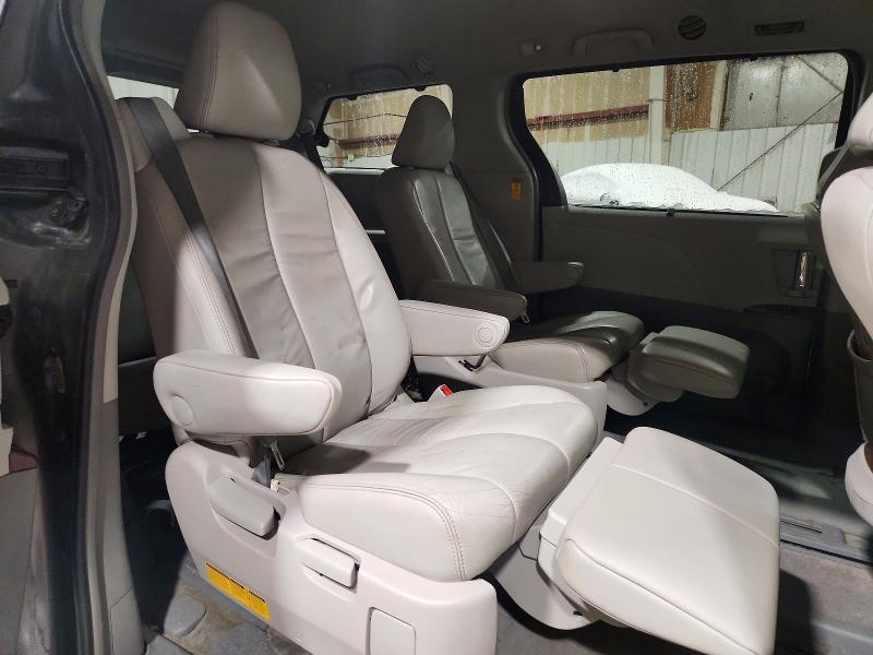 2014 Toyota Sienna მანქანა იყიდება აუქციონზე, vin: 5TDDK3DC6ES092270, აუქციონის ნომერი: 45592206