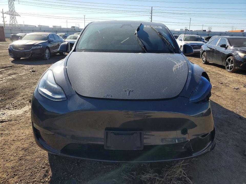 2025 Tesla Model Y მანქანა იყიდება აუქციონზე, vin: 7SAYGDEE0SF255359, აუქციონის ნომერი: 47238236
