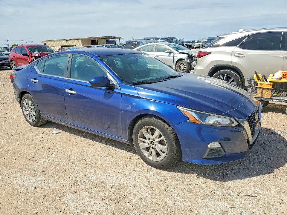 45774606 :رقم المزاد ، 1N4BL4BV5KC230950 vin ، 2019 Nissan Altima مزاد بيع