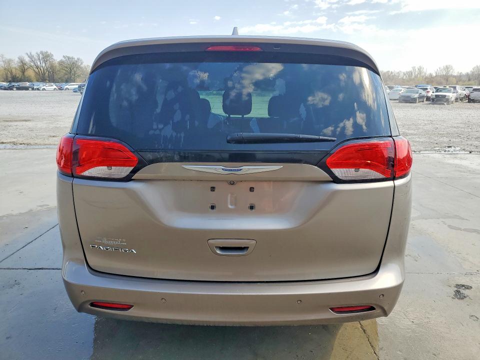 2017 Chrysler Pacifica მანქანა იყიდება აუქციონზე, vin: 2C4RC1DG0HR771300, აუქციონის ნომერი: 47263336