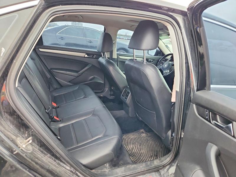 2015 Volkswagen Passat მანქანა იყიდება აუქციონზე, vin: 1VWBV7A39FC014107, აუქციონის ნომერი: 48082236