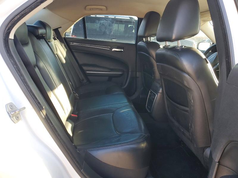 46731096 :رقم المزاد ، 2C3CCAAG9FH815554 vin ، 2015 Chrysler 300 مزاد بيع
