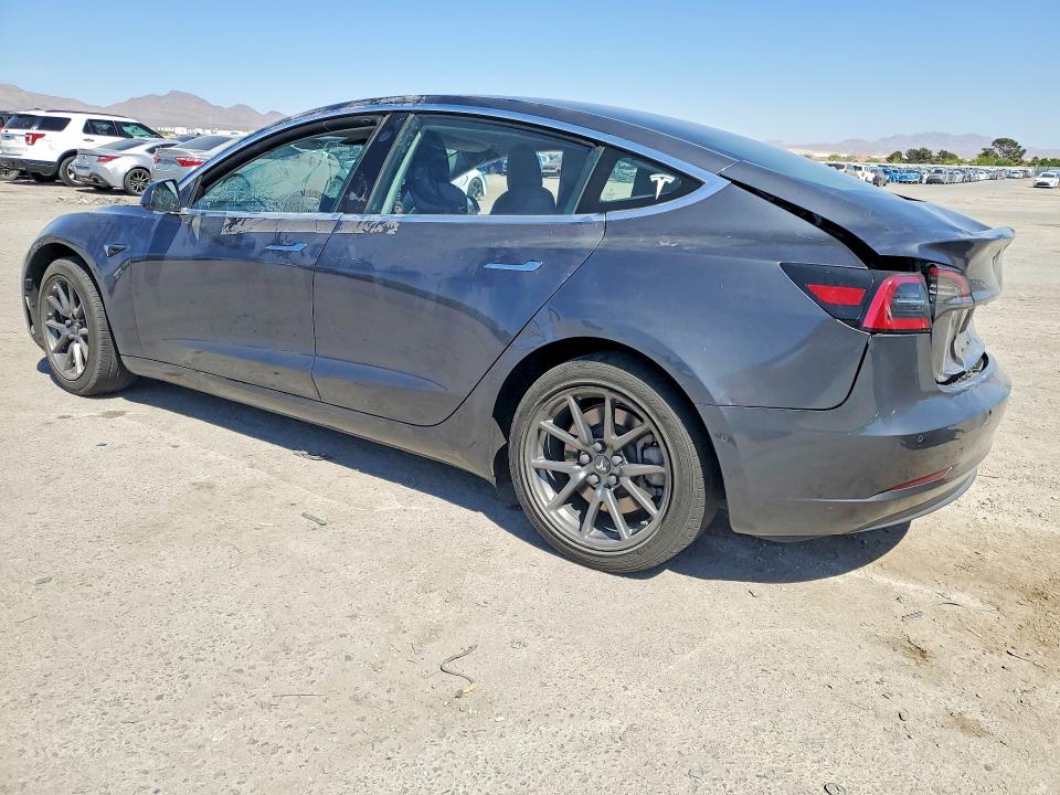 2018 Tesla Model 3 მანქანა იყიდება აუქციონზე, vin: 5YJ3E1EA4JF034581, აუქციონის ნომერი: 47942936