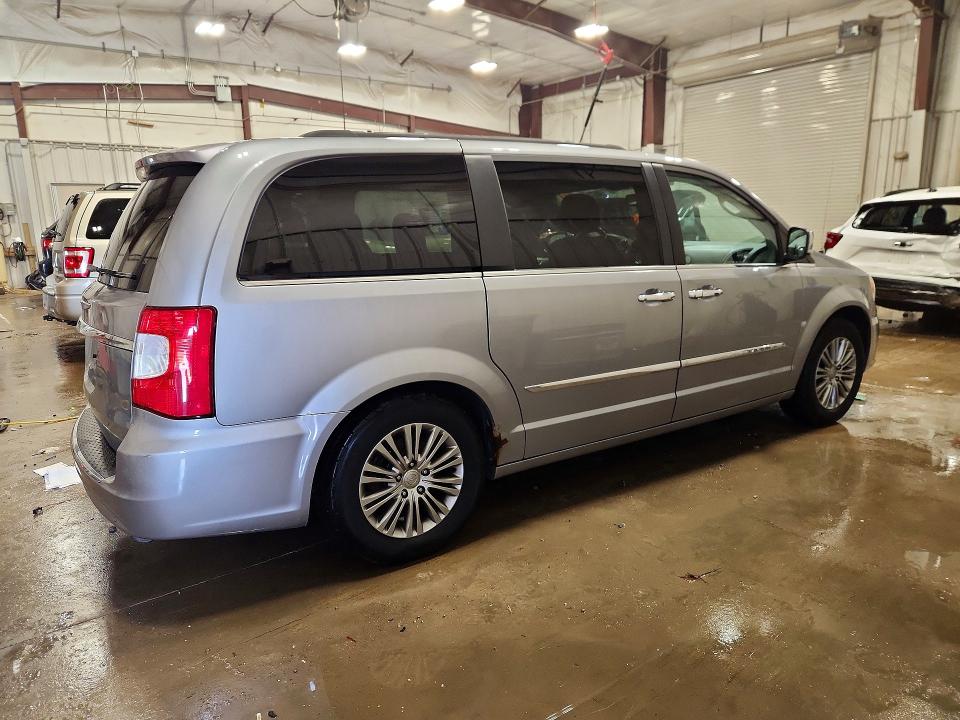 2014 Chrysler Town & Country მანქანა იყიდება აუქციონზე, vin: 2C4RC1CG0ER409707, აუქციონის ნომერი: 46734146