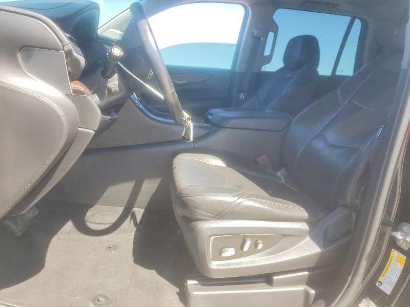 47036596 :رقم المزاد ، 1GYS4CKJXJR223626 vin ، 2018 Cadillac Escalade مزاد بيع