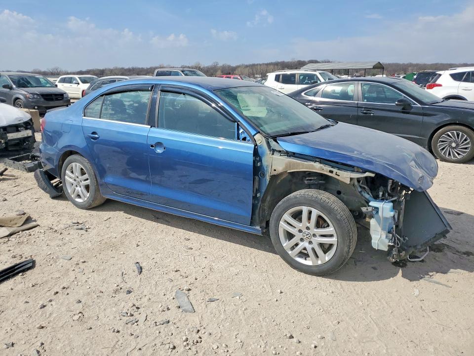 47778976 :رقم المزاد ، 3VW2B7AJ4HM213557 vin ، 2017 Volkswagen Jetta مزاد بيع