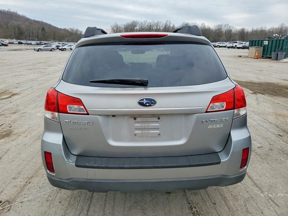 48369316 :رقم المزاد ، 4S4BRBGC5B3358864 vin ، 2011 Subaru Outback مزاد بيع