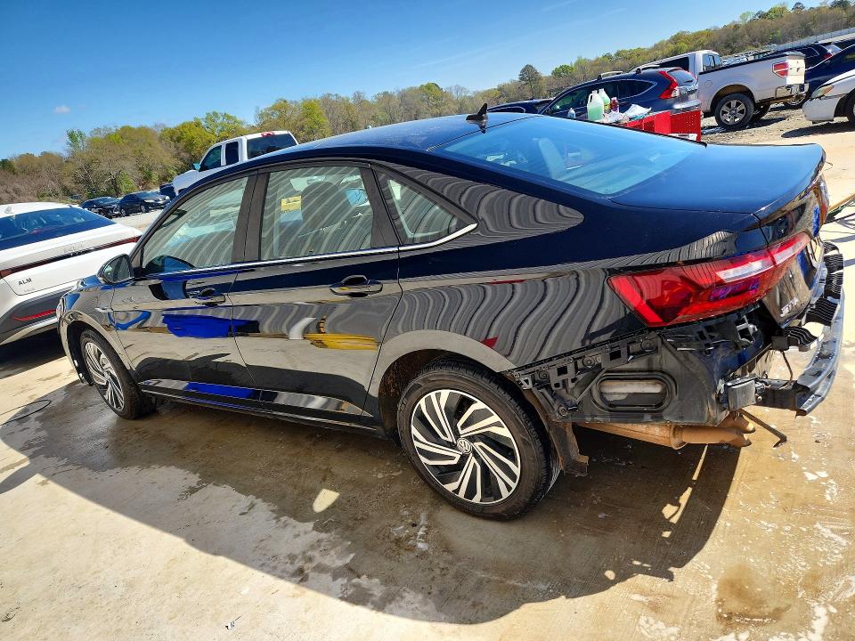 45768856 :رقم المزاد ، 3VWG57BU5MM098029 vin ، 2021 Volkswagen Jetta مزاد بيع