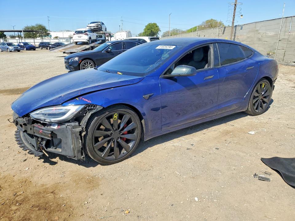 Продажа на аукционе авто 2017 Tesla Model S, vin: 5YJSA1E26HF218253, номер лота: 41828296