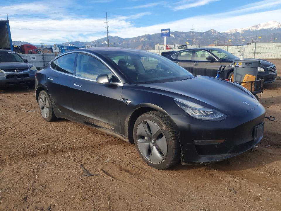 46612586 :رقم المزاد ، 5YJ3E1EA8KF297027 vin ، 2019 Tesla Model 3 مزاد بيع