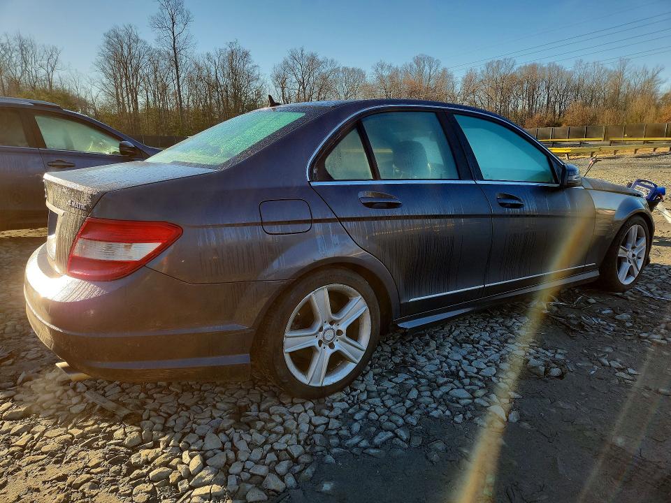 Продаж на аукціоні авто 2011 Mercedes-benz C, vin: WDDGF8BB8BF525680, номер лоту: 41740576