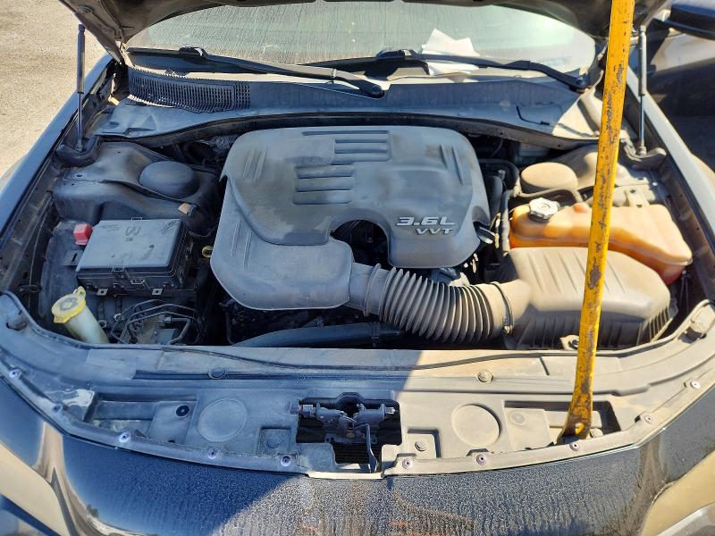 Продаж на аукціоні авто 2015 Chrysler 300, vin: 2C3CCABG8FH736018, номер лоту: 47117806
