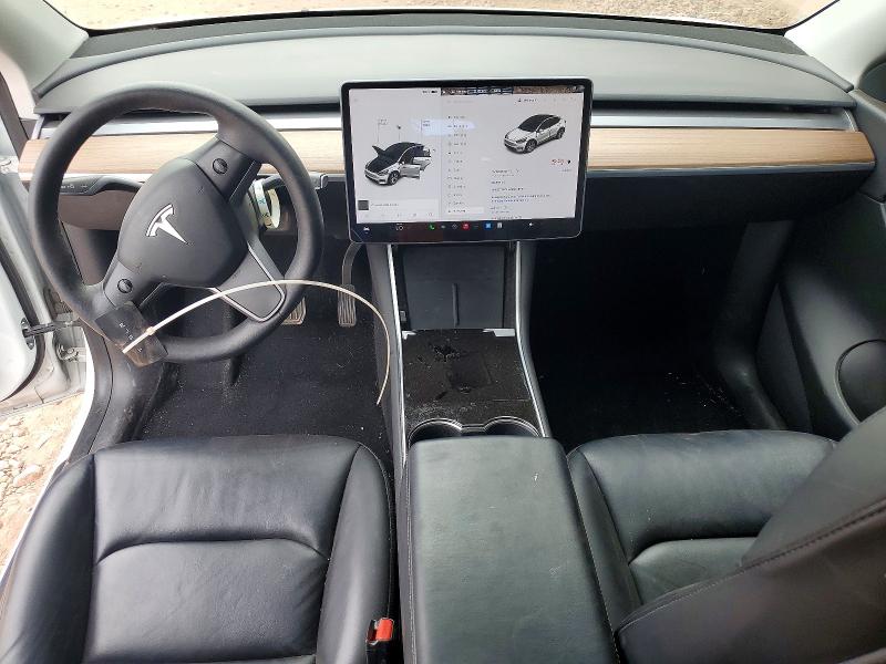 48295596 :رقم المزاد ، 5YJYGDED4MF105505 vin ، 2021 Tesla Model Y مزاد بيع
