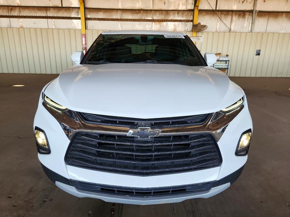 46448476 :رقم المزاد ، 3GNKBBRA8MS585636 vin ، 2021 Chevrolet Blazer مزاد بيع