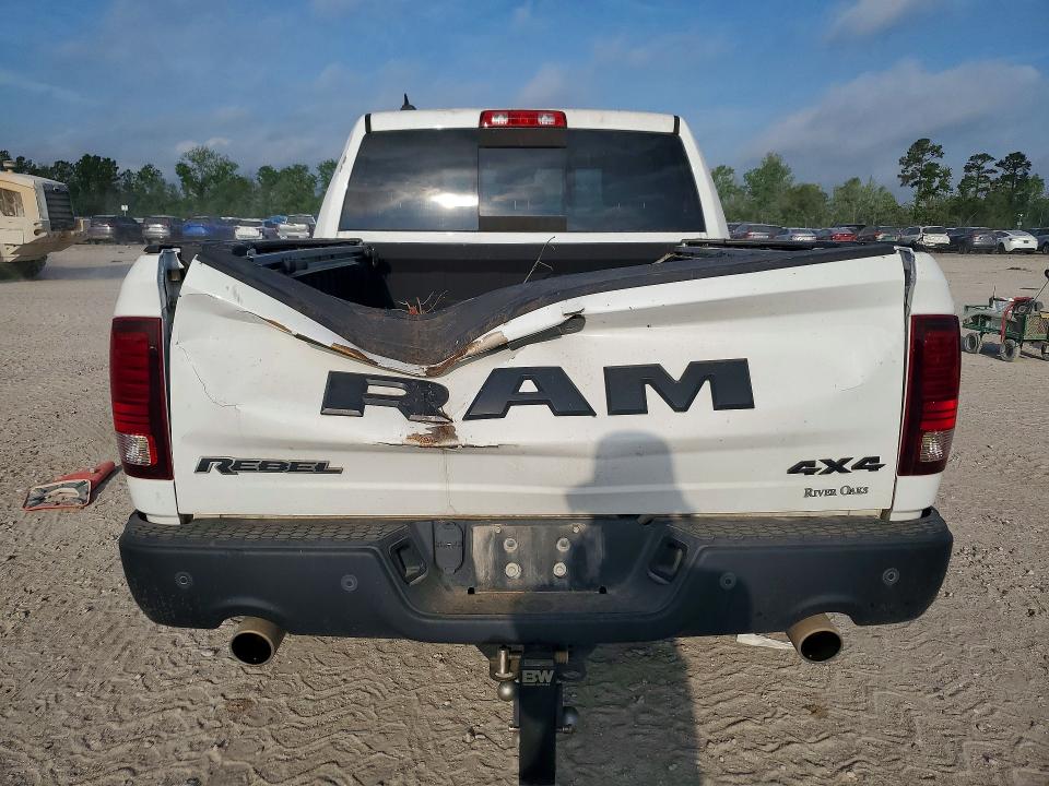 Продажа на аукционе авто 2018 Ram 1500, vin: 1C6RR7YT5JS111791, номер лота: 47992426