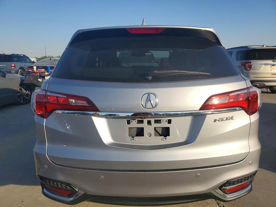 47057536 :رقم المزاد ، 5J8TB3H77JL005188 vin ، 2018 Acura Rdx مزاد بيع