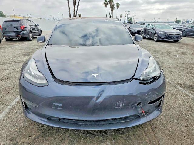 Продажа на аукционе авто 2018 Tesla Model 3, vin: 5YJ3E1EA2JF158672, номер лота: 45489766