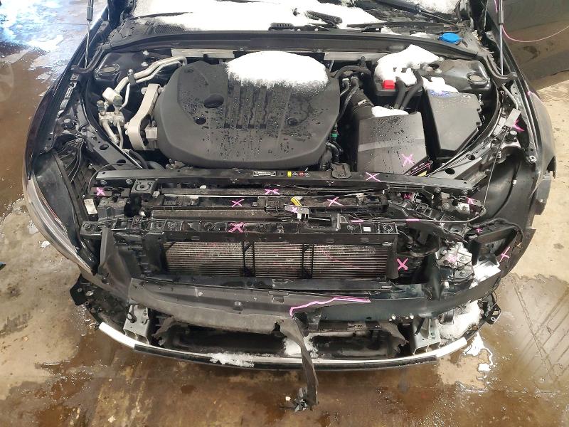 46267116 :رقم المزاد ، YV4L12WK0S2148992 vin ، 2025 Volvo V60 Cross Country مزاد بيع